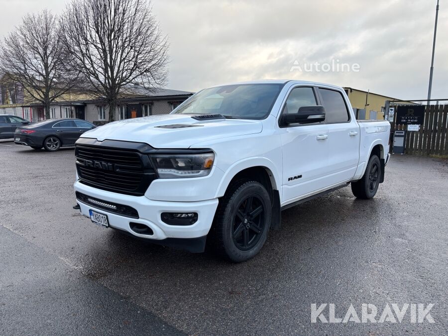 пикап Dodge RAM 1500