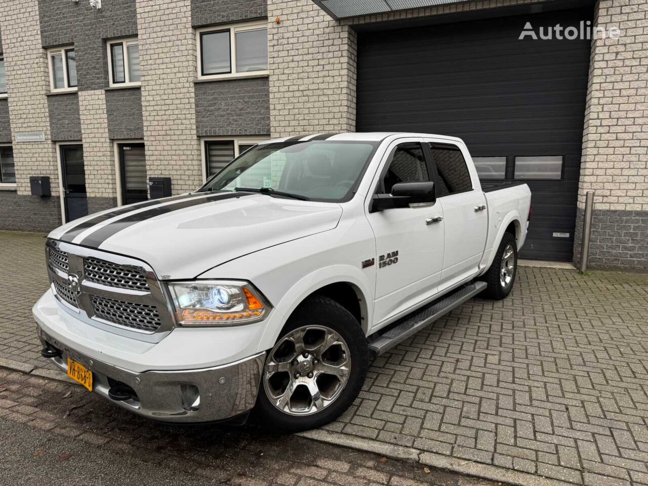 пикап Dodge Ram 1500 Laramie 5.7 V8