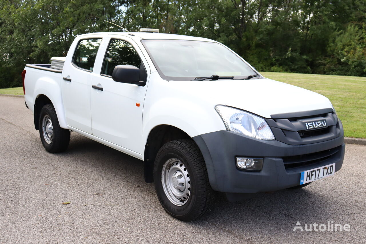 xe bán tải Isuzu D-MAX UTILITY DOUBLE CAB PICKUP (2017)