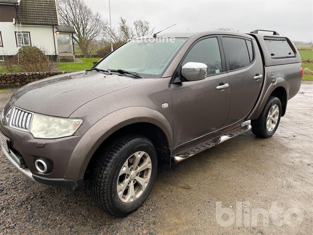 Mitsubishi L 200 pickup