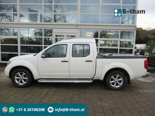 الميكروباصات شاحنة بيك-اب Nissan Navara 2.5 dCi 4x4 SE Double Cab LONG