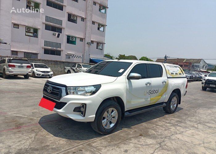 皮卡车 Toyota HILUX