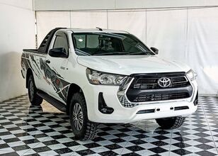 пикап Toyota HILUX