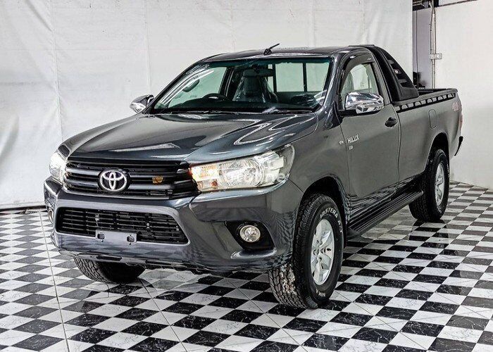 пикап Toyota HILUX