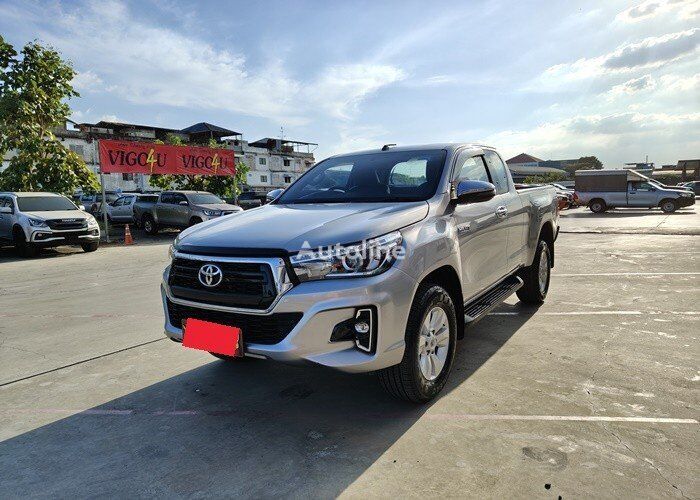 пикап Toyota HILUX