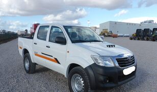 الميكروباصات شاحنة بيك-اب Toyota Hilux 2.5