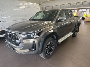 Toyota Hilux Double Cab Pick-up Transporter