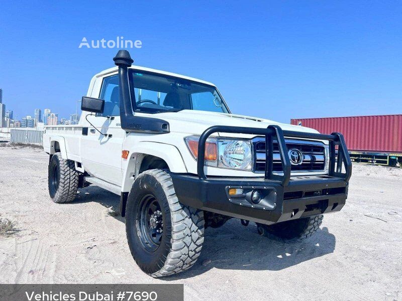 Toyota LANDCRUISER PICKUP Pick-up Transporter