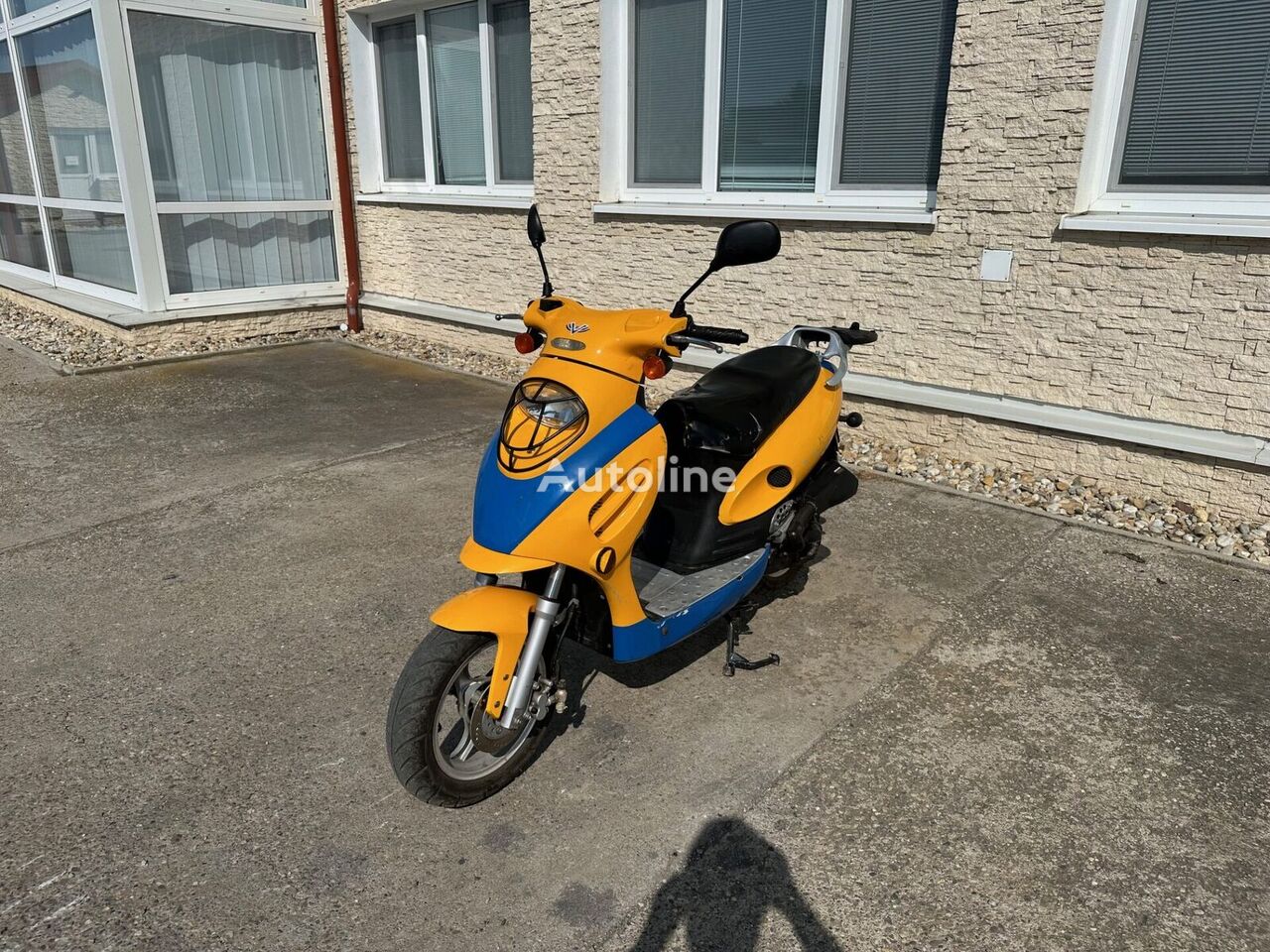 Vonroad scooter