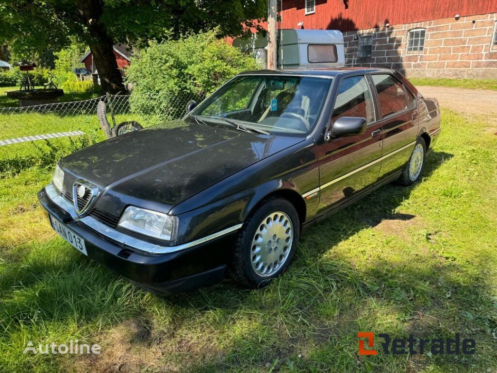 Alfa Romeo 164 sedans