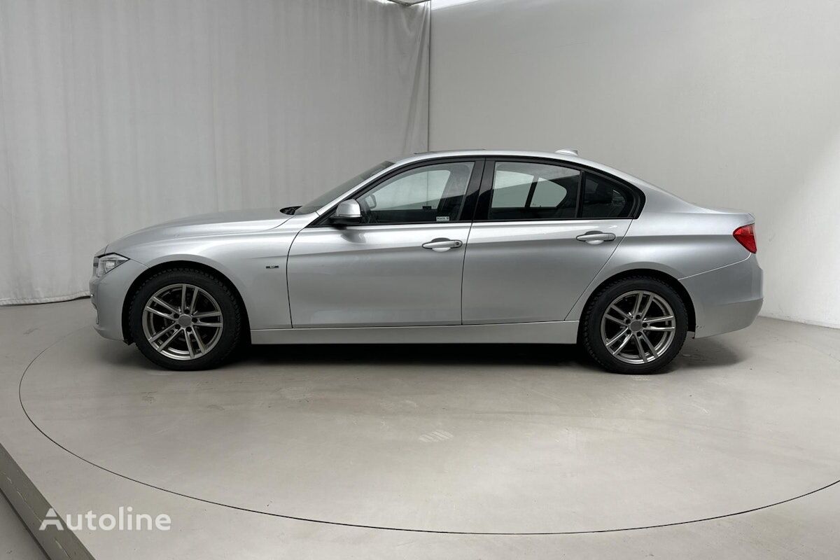 سيارة سيدان BMW 3-serien