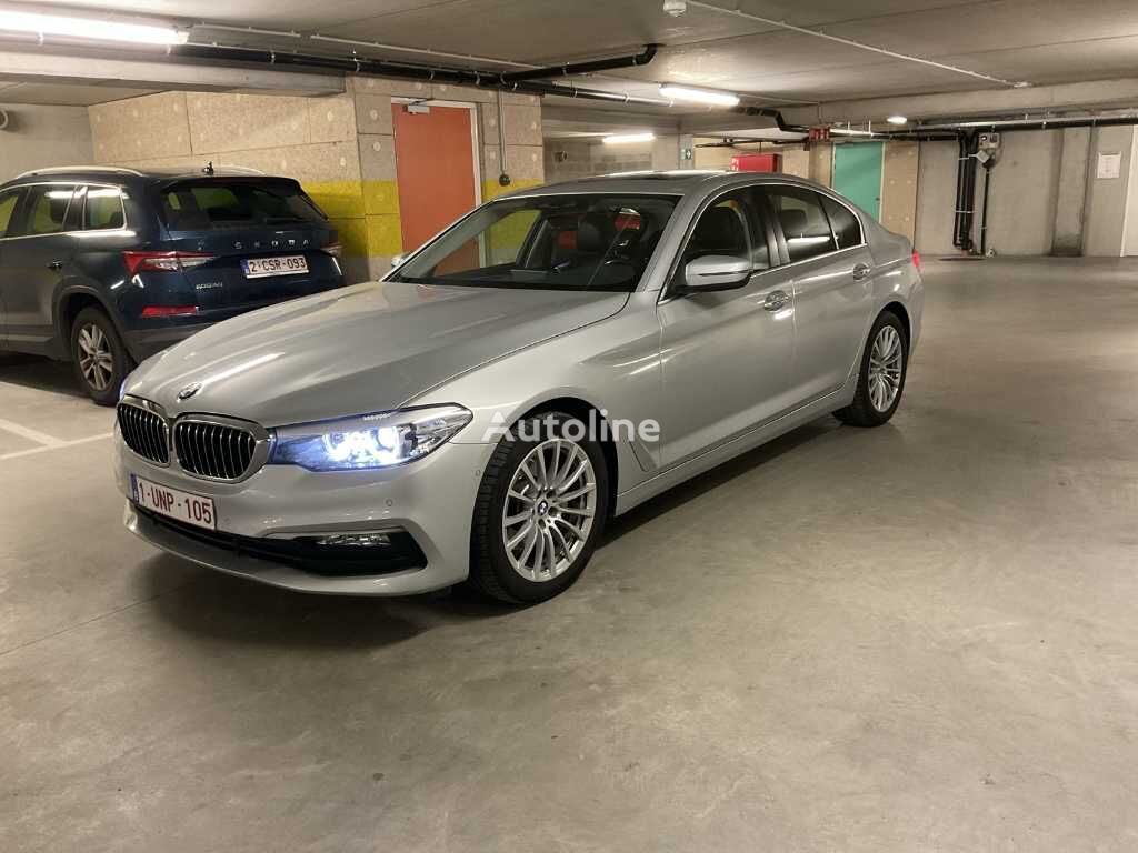 седан BMW 520d