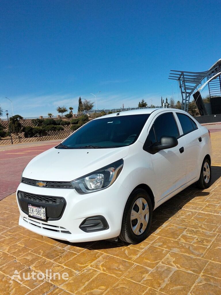 sedan Chevrolet Beat LT