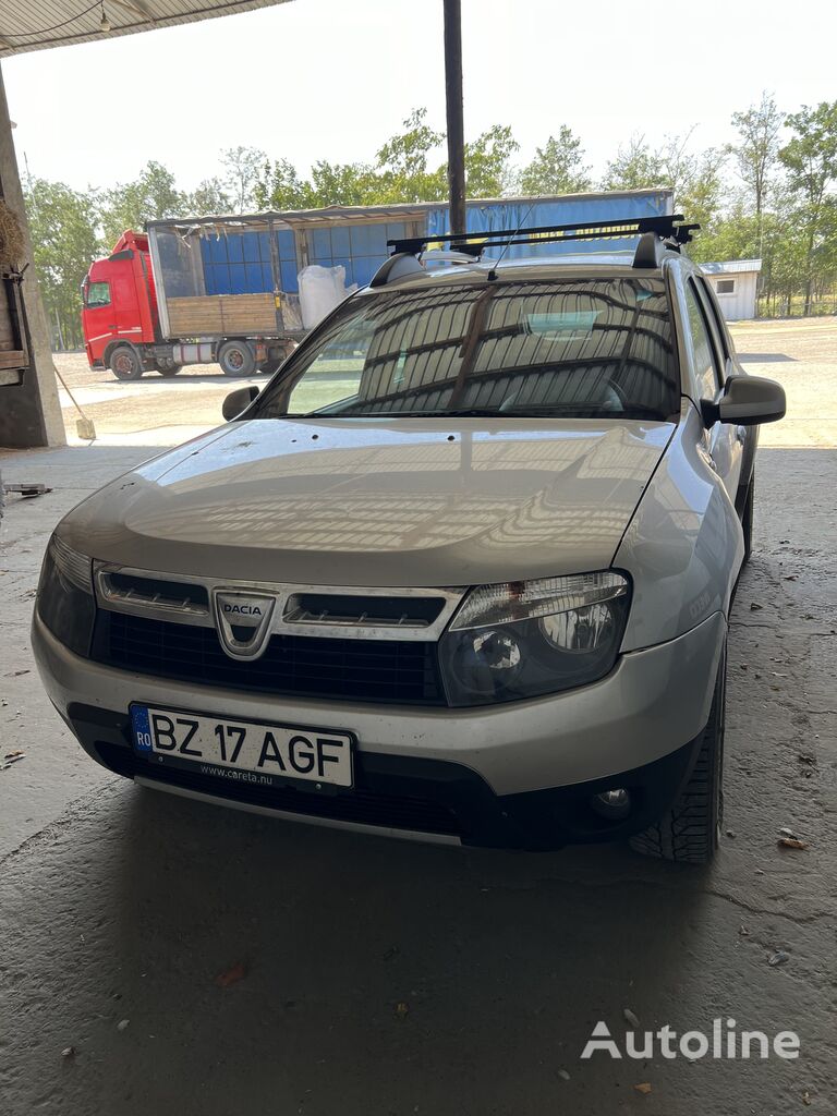 Dacia Duster berlina