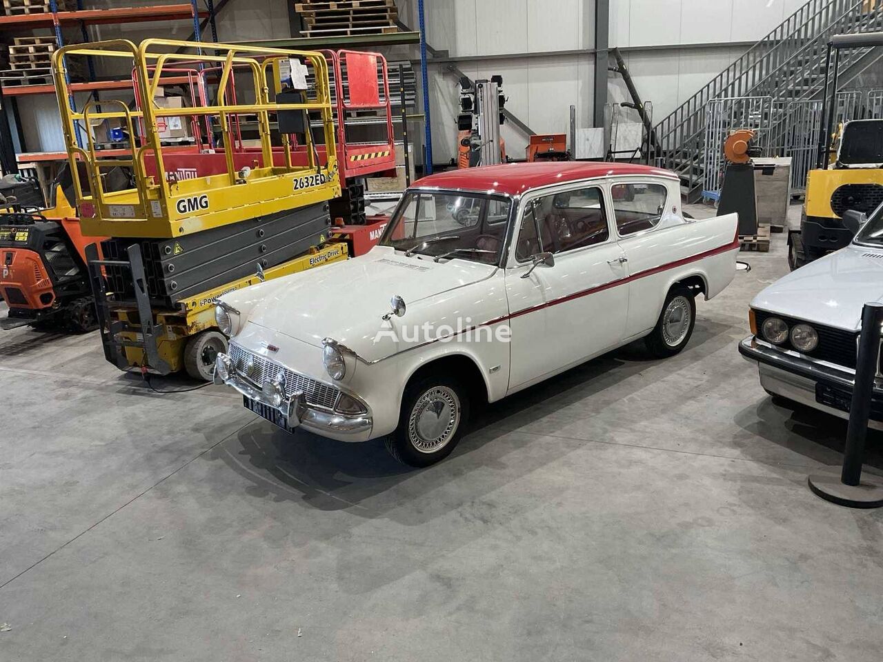 berline Ford Anglia Sportsman