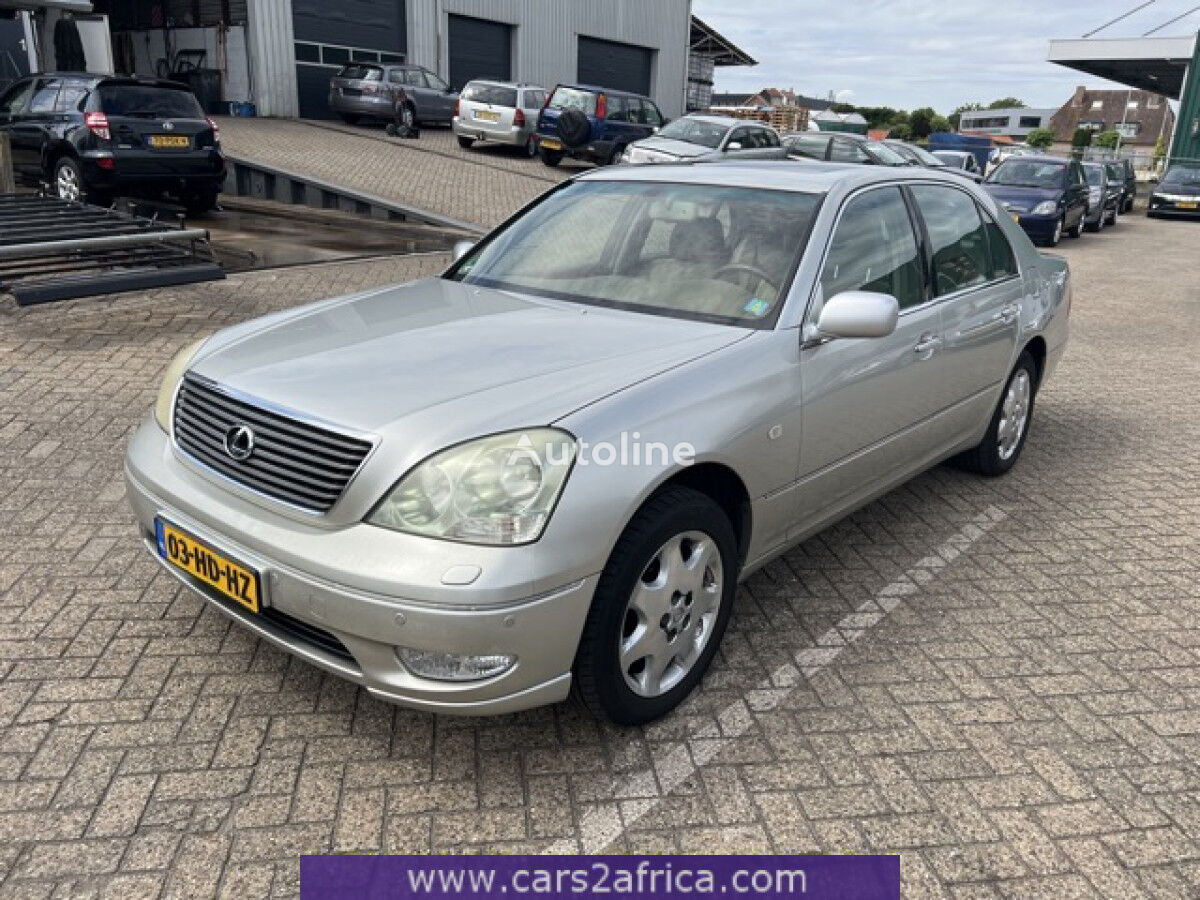 Lexus LS 430 4.3  sedan