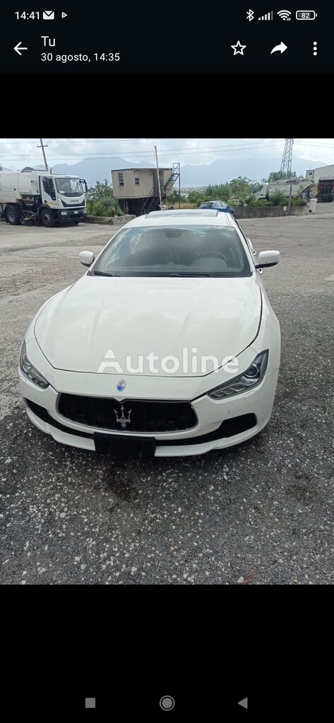 سيارة سيدان Maserati Ghibli