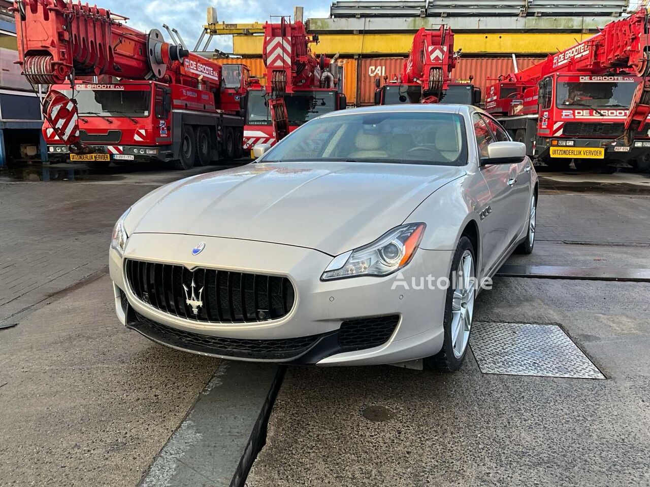 Maserati QUATTROPORTE Q4 sedan