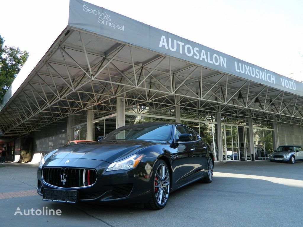 Maserati Quattroporte sedan