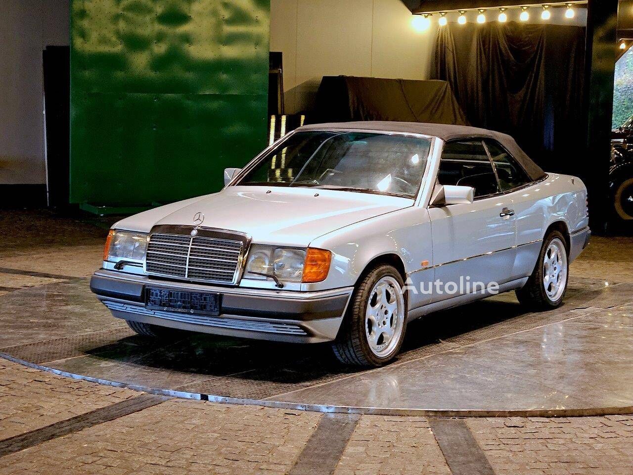 berline Mercedes-Benz 300 CE -24 Cabriolet