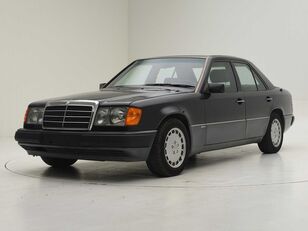 Mercedes-Benz 300E 24V SPORTLINE sedan