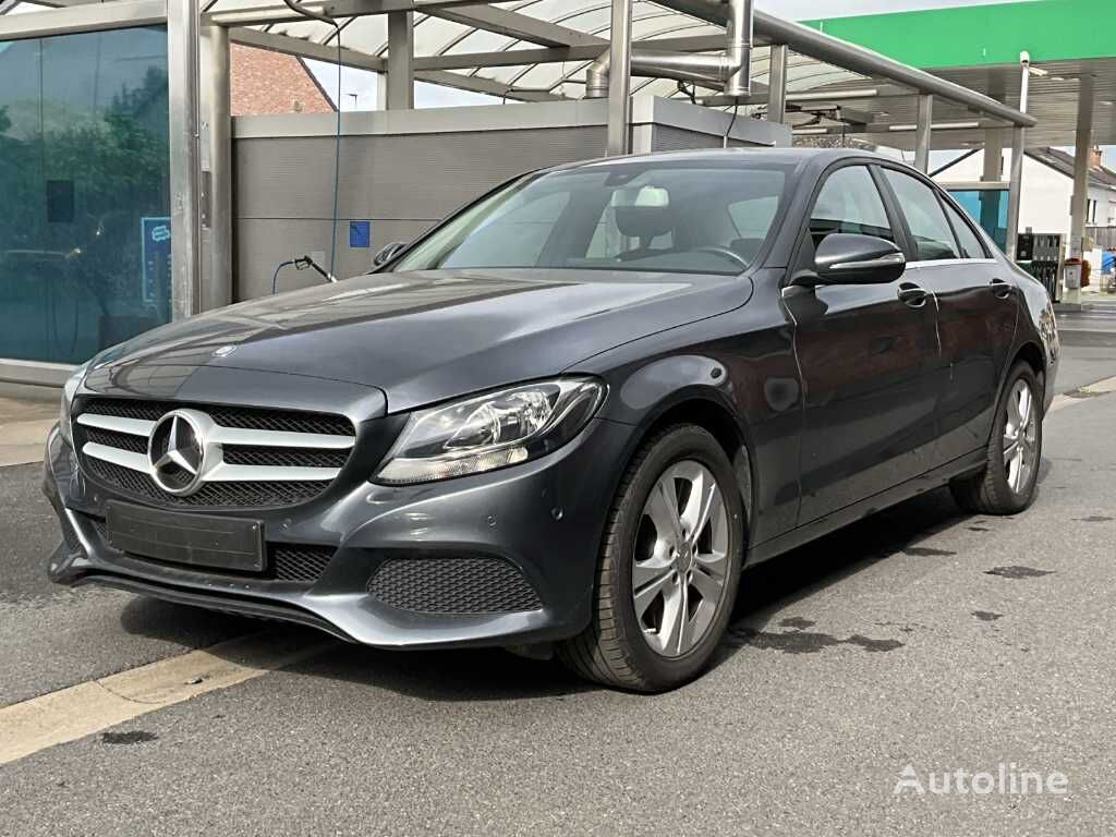 Mercedes-Benz C 180 BLUETEC sedan