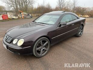 Mercedes-Benz CL500 sedan