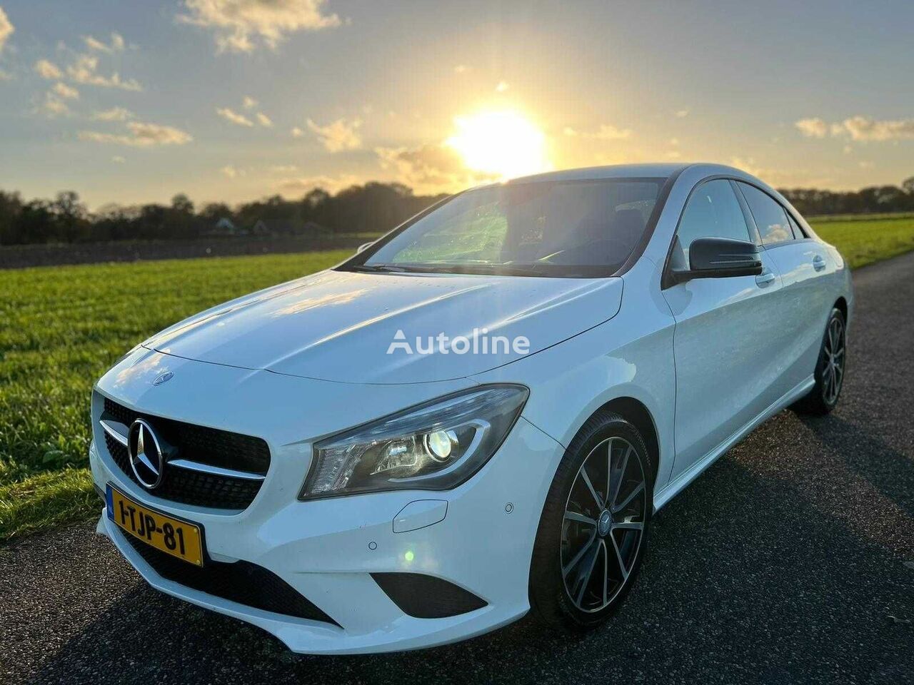 berline Mercedes-Benz CLA-klasse