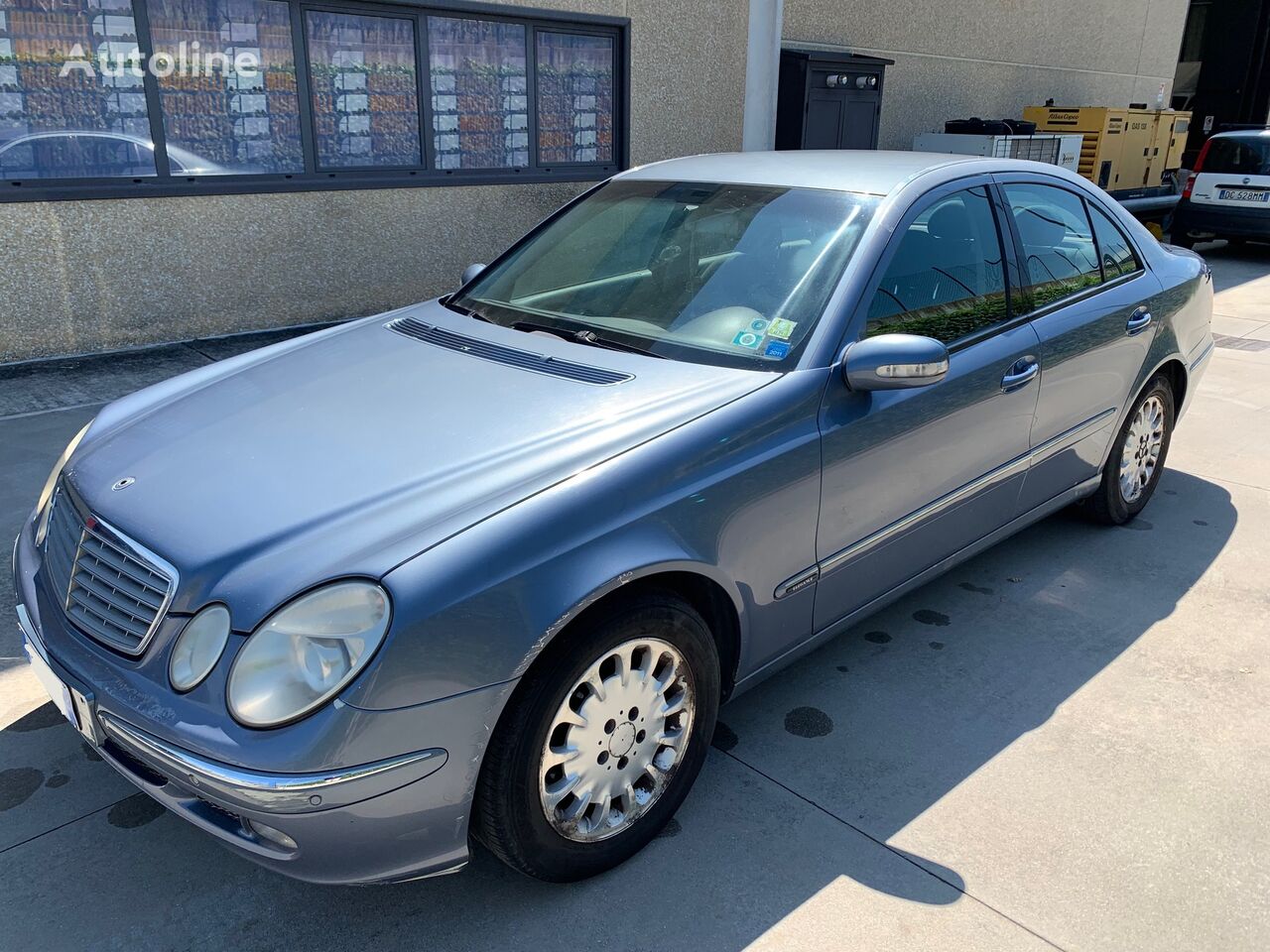 خودروی سدان Mercedes-Benz E 220 Cdi Elegance