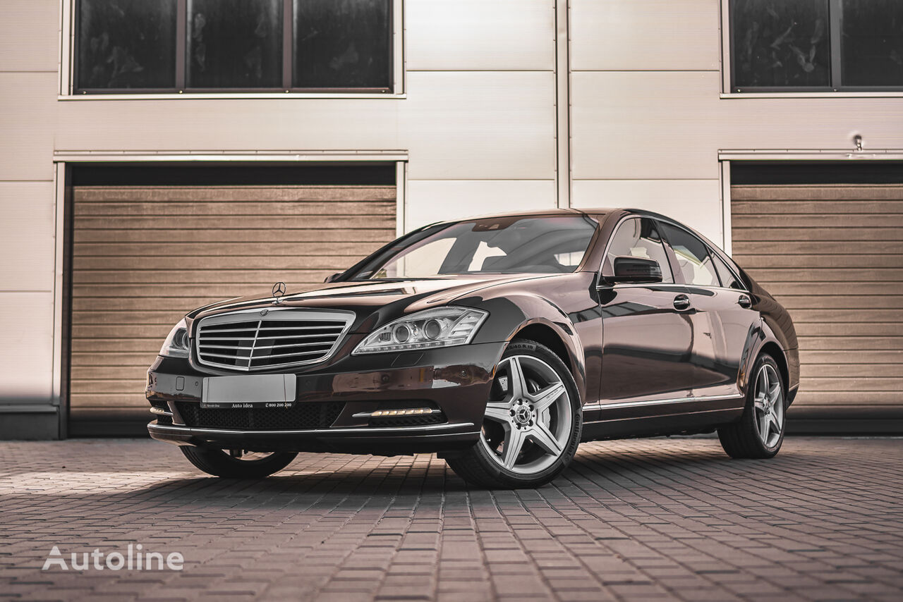 سيارة سيدان Mercedes-Benz S 500 BlueEffICIENCY 4-Matic