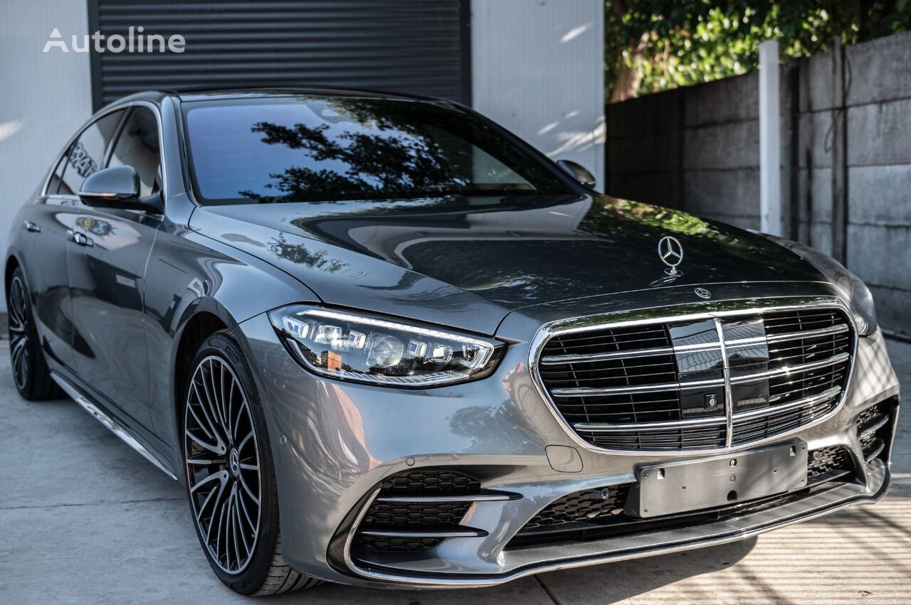 berline Mercedes-Benz s400d