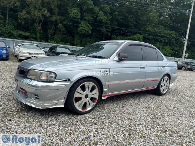 Nissan SUNNY sedan