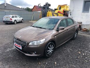 Peugeot 301 1.6 HDI  sedan