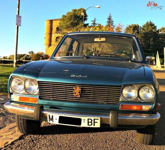 sedaan Peugeot 504