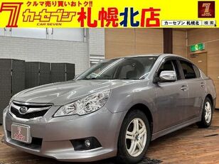 sedaan Subaru LEGACY B4