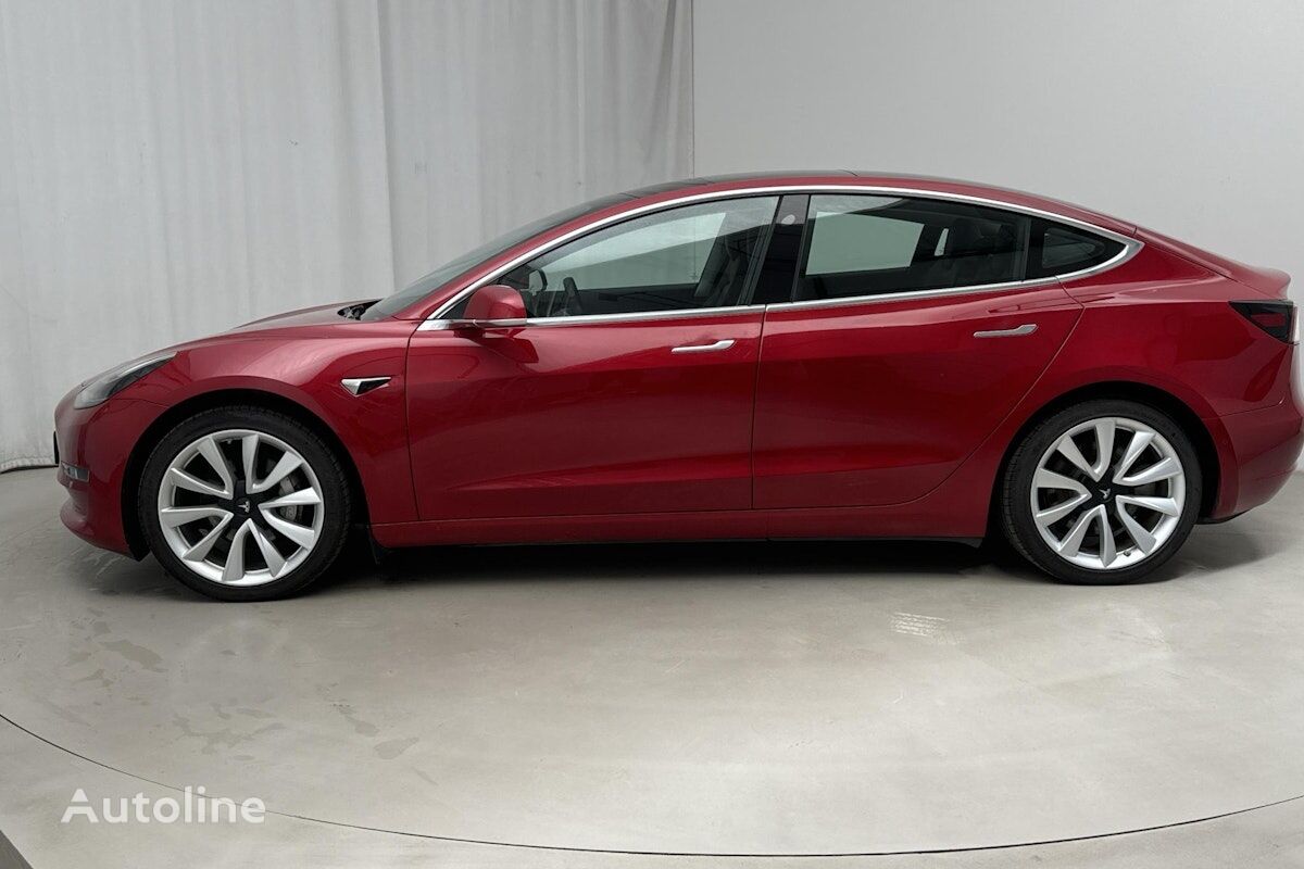 berline Tesla Model 3