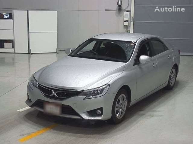 Toyota MARK X sedan