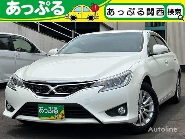 Toyota MARK X sedan