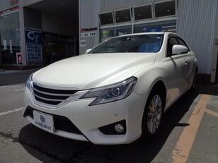 седан Toyota MARK X