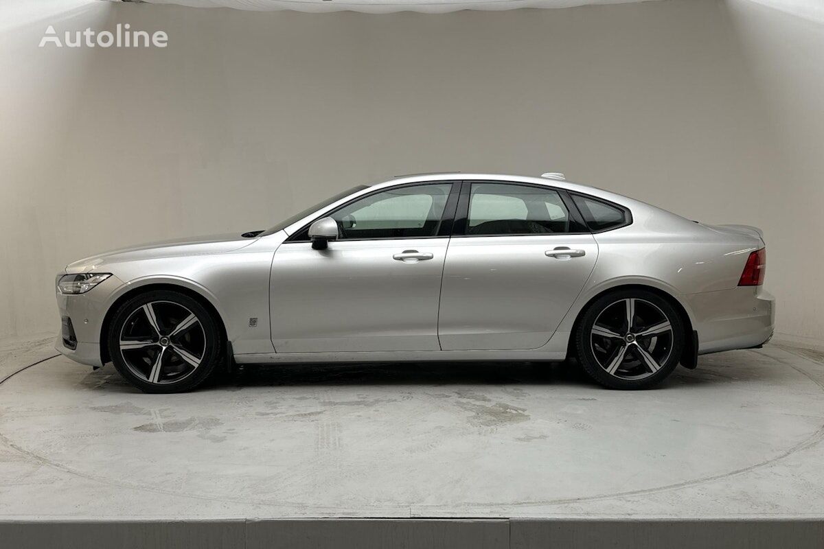 세단 Volvo S90