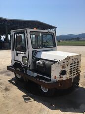 trator de bagagem Taylor-Dunn TIGER TIG 4X2