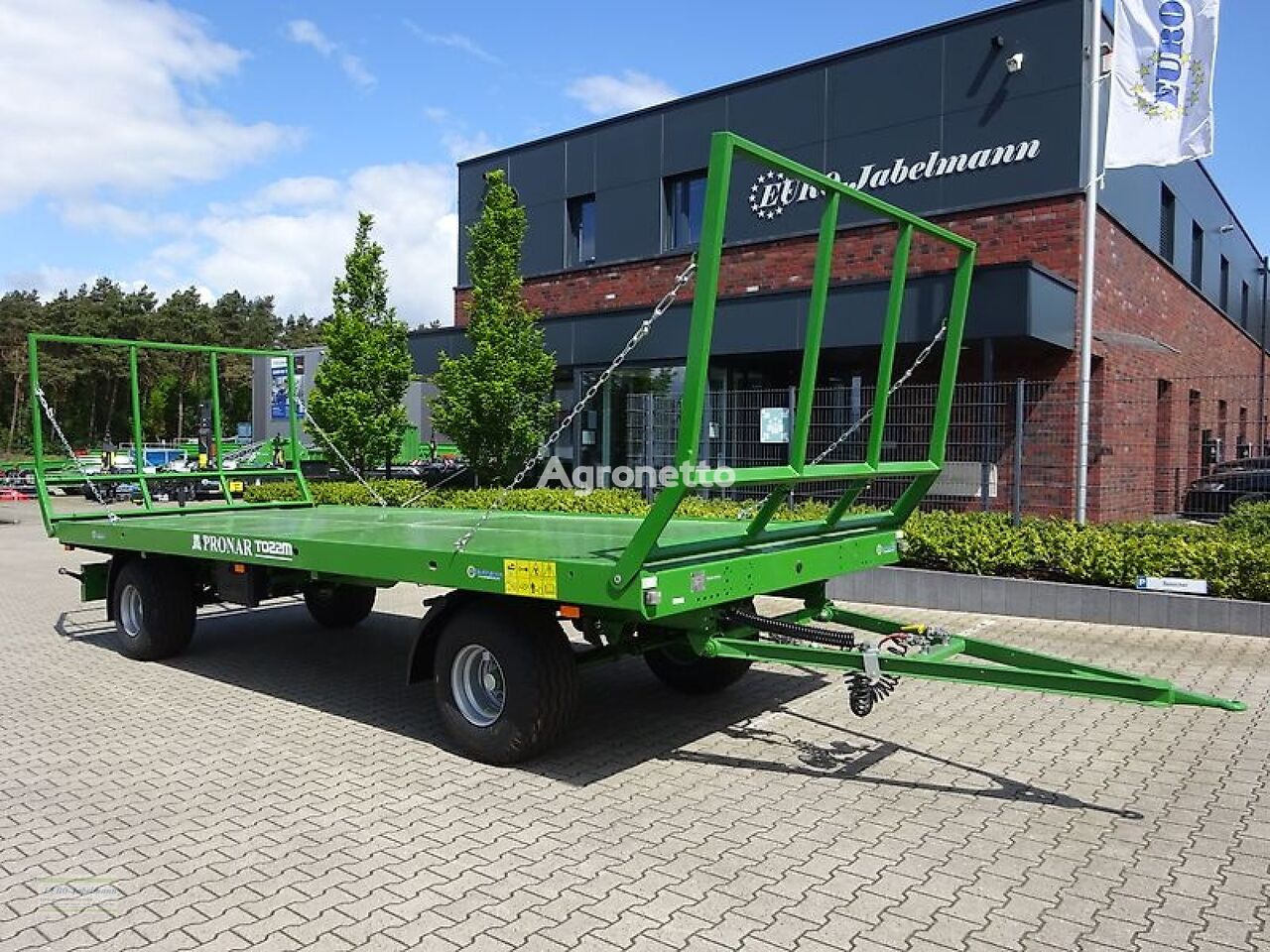 nieuw Pronar TO 26 M balenwagen