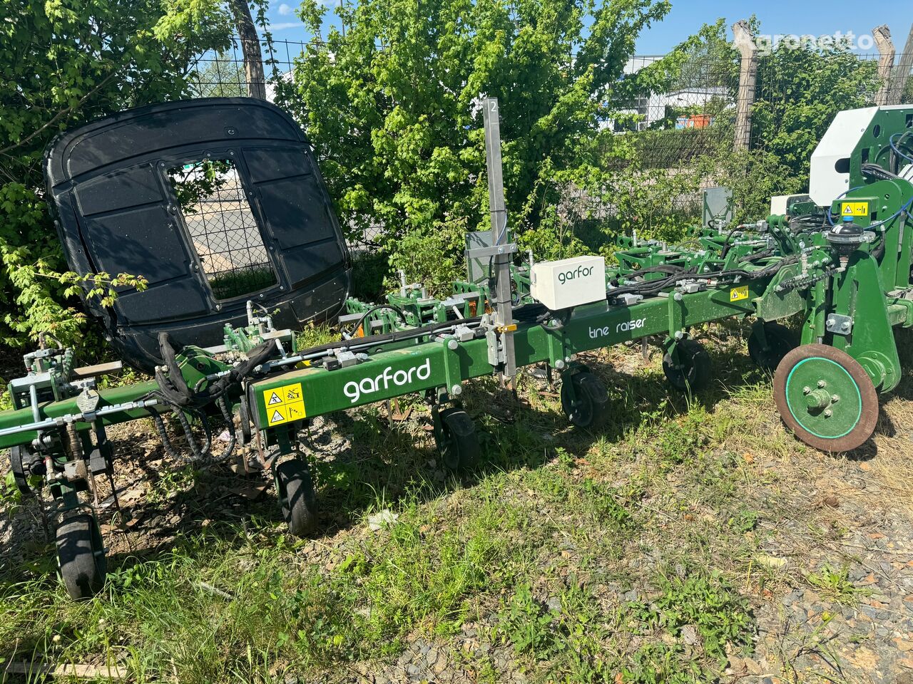 combină de recoltat sfeclă Garford Robocrop Guided Hoe