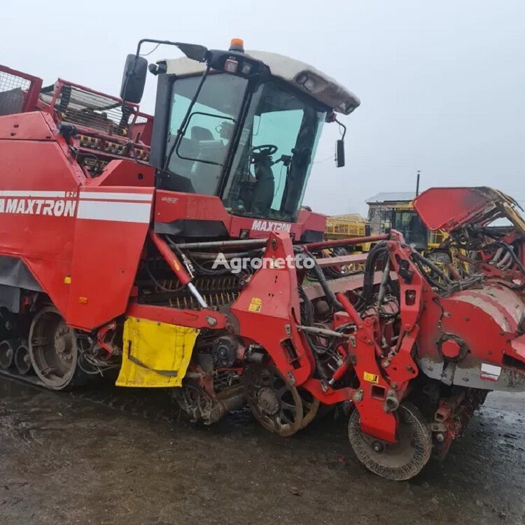 combină de recoltat sfeclă Grimme maxtron 620