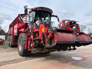 Holmer T5-40 beet harvester