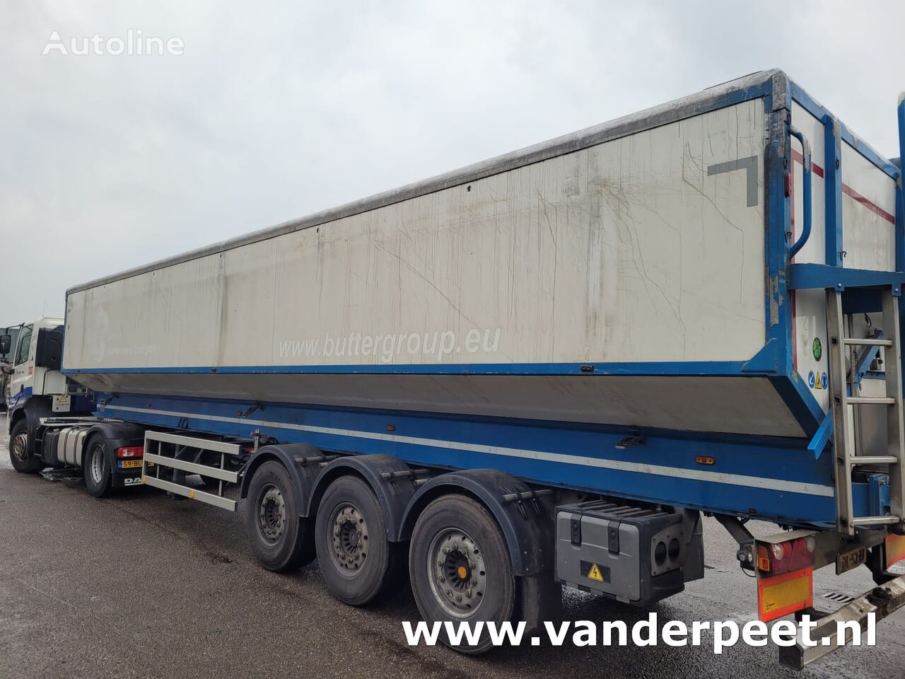 Knapen Trailers belt semi-trailer