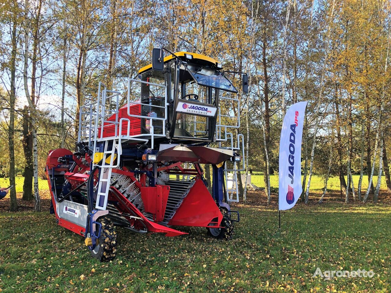 دستگاه برداشت توت Jagoda selbstfahrende Erntemaschine/ Berry Harvester/kombajn samojezdny جدید