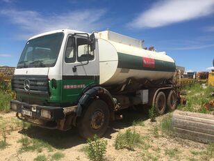 camion de bitume Mercedes-Benz