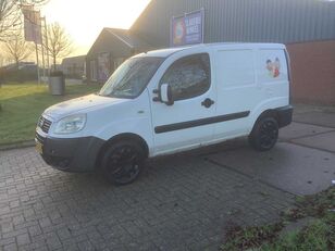 Fiat Doblo Cargo box truck < 3.5t