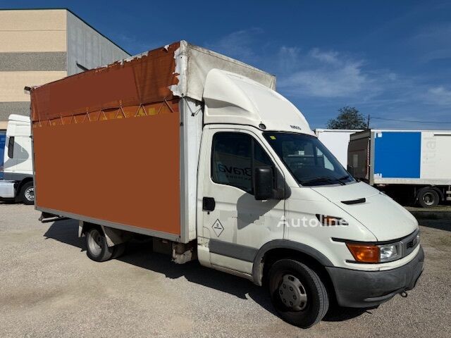 IVECO box truck < 3.5t - Autoline